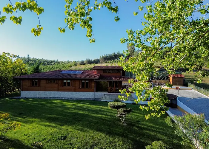 Refugio Da Perdiz - Nature's Luxury Retreat